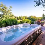Villa Magarre Climatisee, Piscine Chauffee, Spa, Dans Un Cadre Naturel Envoutant *