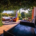 Magarre Climatisee, Piscine Chauffee, Spa, Dans Un Cadre Naturel Envoutant Castelnau-de-Montmiral