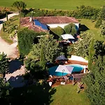Magarre Climatisee, Piscine Chauffee, Spa, Dans Un Cadre Naturel Envoutant *