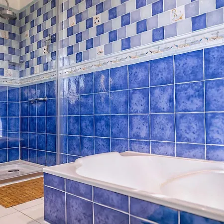 Magarre Climatisee, Piscine Chauffee, Spa, Dans Un Cadre Naturel Envoutant * Castelnau-de-Montmiral