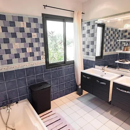 Magarre Climatisee, Piscine Chauffee, Spa, Dans Un Cadre Naturel Envoutant Вилла