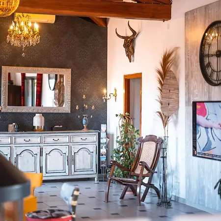 Magarre Climatisee, Piscine Chauffee, Spa, Dans Un Cadre Naturel Envoutant * Castelnau-de-Montmiral