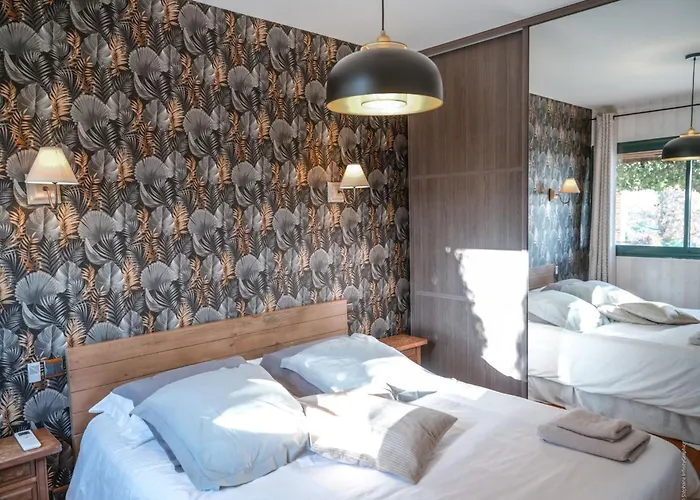 فيلة Magarre Climatisée, Piscine Chauffée, Spa, Dans Un Cadre Naturel Envoûtant