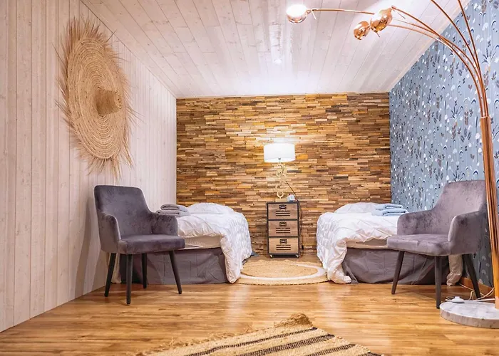 فيلة Magarre Climatisée, Piscine Chauffée, Spa, Dans Un Cadre Naturel Envoûtant