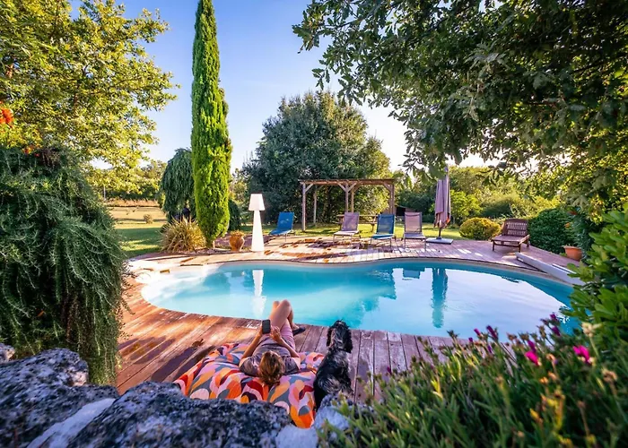 Magarre Climatisée, Piscine Chauffée, Spa, Dans Un Cadre Naturel Envoûtant