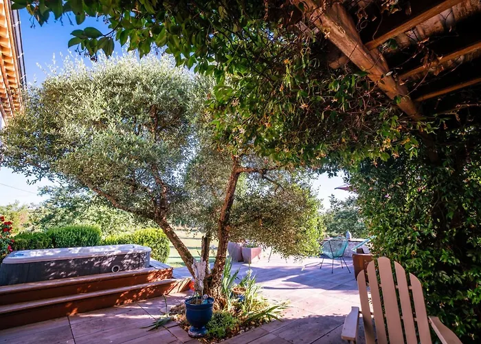 Magarre Climatisée, Piscine Chauffée, Spa, Dans Un Cadre Naturel Envoûtant فيلة