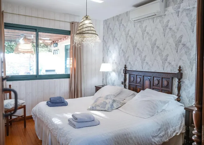 Magarre Climatisée, Piscine Chauffée, Spa, Dans Un Cadre Naturel Envoûtant فيلة Castelnau-de-Montmiral